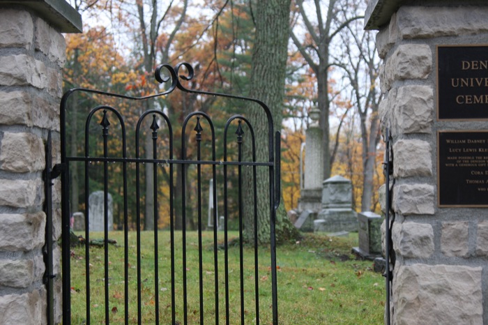 ز,Ȳַ Cemetery Image
