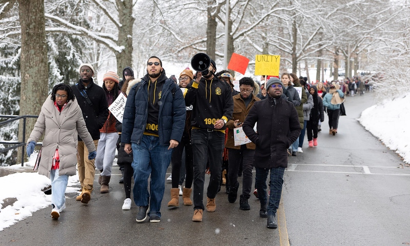 Hundreds of ز,Ȳַ
######### students, faculty, and staff join in the MLK Celebration march.