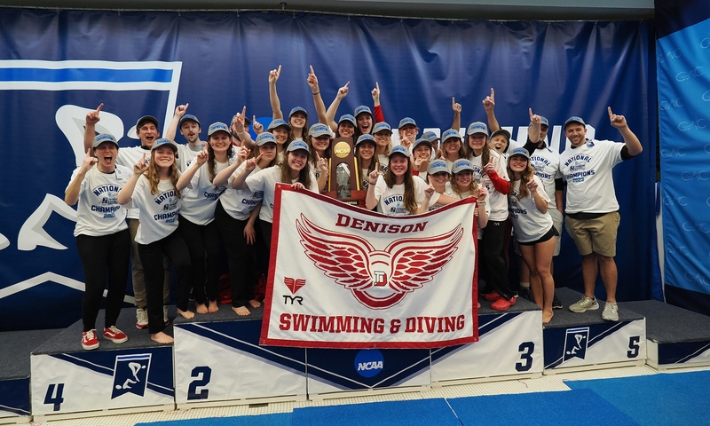 The ز,Ȳַ
######### women's swimming and diving team celebrates its Division III NCAA title in Greensboro, North Carolina.